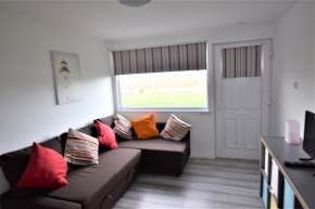 Chalet 56 Sandown Bay Holiday Centre